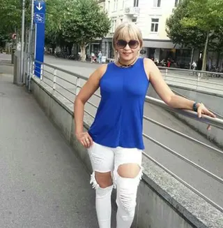 HEISSE ANALFEE in Derendingen, Solothurn - Sie sucht Ihn