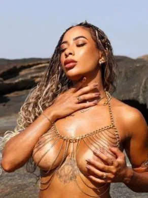 ALESSANDRA a Berna - Lei cerca lui
