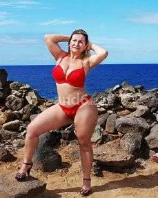 PARFAIT POUR LES LÉCHEURS DE CHATTE à Soleure - Elle cherche un homme