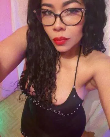 BELLA (seulement peu de temps) à Soleure - Elle cherche un homme